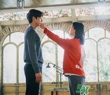 ������Ŀں�ʲô���ӣ�������ں�ͬ��